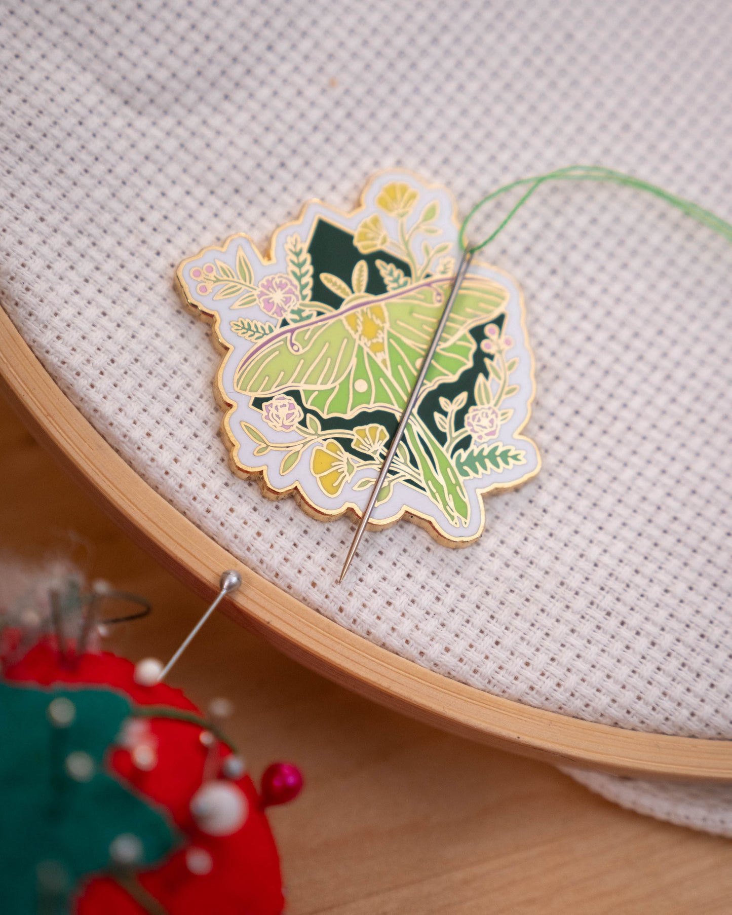 Luna Moth Needle Minder